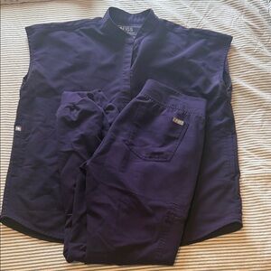 Figs Purple Scrub Set